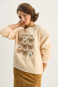 Kadın Fiyonk Nakışlı Kurdele Aksesuarlı Üç İplik Şardonlu Sweatshirt 60601048 - Bej SWEATSHİRT modelleri