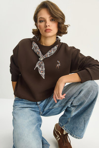 Kadın Fular Detaylı Ceylan Naıkışlı Üç İplik Şardonlu Oversize Sweatshirt 6916 60283615 - Acı Kahve SWEATSHİRT modelleri