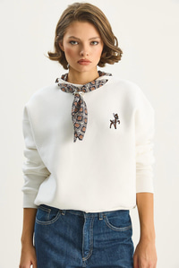 Kadın Fular Detaylı Ceylan Naıkışlı Üç İplik Şardonlu Oversize Sweatshirt 6916 60283615 - Beyaz SWEATSHİRT modelleri