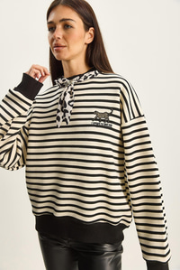 Kadın Fular Detaylı Leopar Nakışlı Çizgili Üç İplik Şardonlu Oversize Sweatshirt 6973 60283818 - Ekru-Siyah SWEATSHİRT modelleri