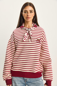 Kadın Fular Detaylı Leopar Nakışlı Çizgili Üç İplik Şardonlu Oversize Sweatshirt 6973 60283818 - Ekru-Bordo SWEATSHİRT modelleri