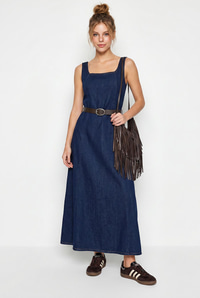 Kadın Geniş Yaka Askılı Kemerli Kloş Denim Elbise 6084 60286108 - Lacivert ELBİSE modelleri