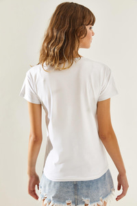 Kadın İncili Taş Çakmalı Kot Detaylı Penye T-Shirt 60251289 - Beyaz T-SHİRT modelleri