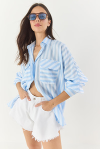 Kadın Kalın Çizgili Çift Cep Detaylı Oversize Basic Yazlık Gömlek 34399-1 60283249 - Bebe Mavisi