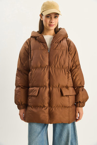 Kadın Kapüşonlu Oversize Yarasa Kol Şişme Mont 60283686 - Kahverengi DIŞ GİYİM modelleri