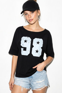 Kadın Kayık Yaka Baskılı Oversize %100 Pamuk T-Shirt ÖT100005 60286270 - Siyah T-SHİRT modelleri