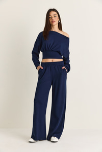 Kadın Kayık Yaka Beli Korseli Crop Bluz Cep Detaylı Palazzo Pantolon Modal Takım 36049 60286542 - Lacivert ALT - ÜST TAKIM modelleri
