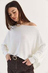 Kadın Kayık Yaka Oversize Kollu Merserize Pelerin Triko Bluz TK261145 60286540 - Krem BLUZ modelleri
