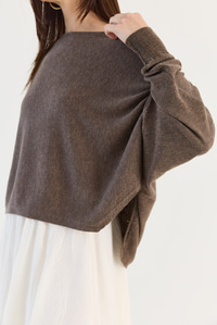 Kadın Kayık Yaka Oversize Kollu Merserize Pelerin Triko Bluz TK261145 60286540 - Kahve BLUZ modelleri