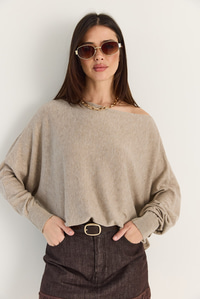 Kadın Kayık Yaka Oversize Kollu Merserize Pelerin Triko Bluz TK261145 60286540 - Bej BLUZ modelleri