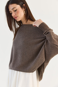 Kadın Kayık Yaka Oversize Kollu Merserize Pelerin Triko Bluz TK261145 60286540 - Kahve BLUZ modelleri