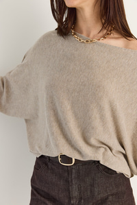 Kadın Kayık Yaka Oversize Kollu Merserize Pelerin Triko Bluz TK261145 60286540 - Bej BLUZ modelleri