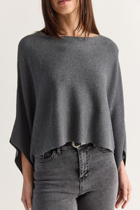 Kadın Kayık Yaka Yarasa Kol Oversize Crop Triko Kazak TK261126 60286718 - Füme KAZAK modelleri