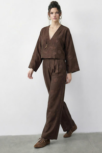 Kadın Kendinden Çiçek Desenli Kruvaze Kimono Salaş Pantolonlu Alt-Üst Takım 60613 60283998 - Acı Kahve ALT - ÜST TAKIM modelleri