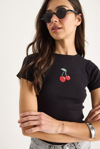 Kadın Kiraz Nakışlı Fitilli Basic Crop T-Shirt 4053 60283400 - Siyah