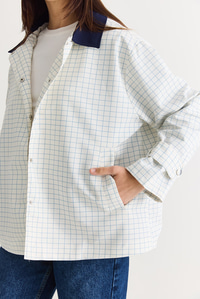 Kadın Kontrast Yaka Ekose Desenli Astarlı Oversize Trençkot M-1 60286563 - Beyaz-Lacivert DIŞ GİYİM modelleri