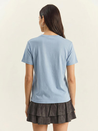 Kadın Kovboy Şapka Nakışlı Boncuk İşlemeli Basic T-Shirt 7581 60283950 - Bebe Mavisi T-SHİRT modelleri