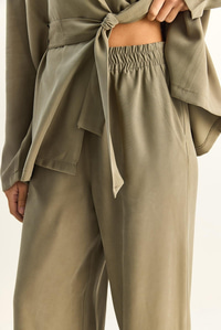 Kadın Kuşaklı Kimono Beli Lastikli Cep Detaylı Bol Palazzo Pantolon Modal Takım 9422 60286156 - Çağla Yeşili ALT - ÜST TAKIM modelleri