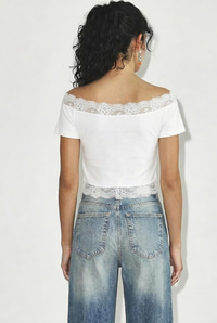 Kadın Madonna Yaka Dantel Detaylı Soft Touch Crop Bluz 0992 60286052 - Beyaz BLUZ modelleri