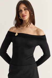 Kadın Madonna Yaka Gold Aksesuarlı Modal Bluz 419-4 60286497 - Siyah BLUZ modelleri