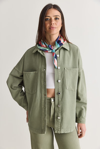 Kadın Mevsimlik Çift Cepli Düğmeli Oversize Denim Gömlek Ceket YC2530 60286689 - Çağla Yeşili CEKET modelleri