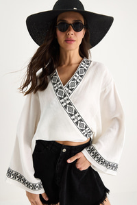 Kadın Nakış İşlemeli Bağlama Detaylı Geniş Kollu Müslin Kimono Bluz 7014 60283386 - Beyaz BLUZ modelleri
