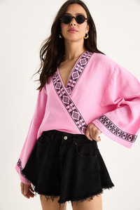 Kadın Nakış İşlemeli Bağlama Detaylı Geniş Kollu Müslin Kimono Bluz 7014 60283386 - Pembe