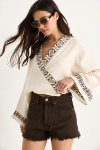 Kadın Nakış İşlemeli Bağlama Detaylı Geniş Kollu Müslin Kimono Bluz 7014 60283386 - Bej