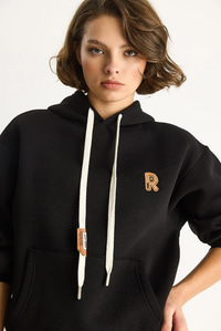 Kadın Nakış İşlemeli Kanguru Cepli Kapüşonlu Şardonlu Salaş Sweatshirt 6872 60283523 - Siyah SWEATSHİRT modelleri