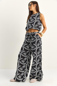 Kadın Nakış İşlemeli Lastikli Balon Crop Bluz Geniş Paça Pantolon Takım 8037 60286157 - Siyah ALT - ÜST TAKIM modelleri