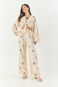 Kadın Nakışlı Bağlama Detaylı Crop Bol Pantolonlu Müslin Alt-Üst Takım 36429 60283251 - Bej-Lacivert