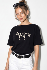 Kadın Nakışlı Yazı İşlemeli Kayık Yaka T-Shirt 60382604 - Siyah T-SHİRT modelleri