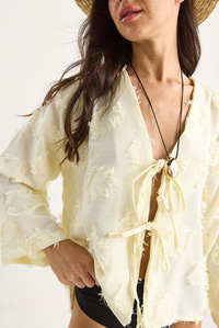 Kadın Önü Bağlamalı Kendinden Nakışlı Püsküllü Salaş Kimono 7012-2 60283410 - Tereyağ