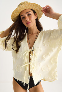 Kadın Önü Bağlamalı Kendinden Nakışlı Püsküllü Salaş Kimono 7012-2 60283410 - Tereyağ