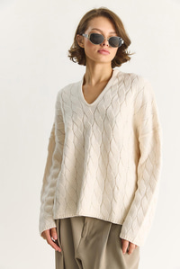 Kadın Oval Yaka Saç Örgü Oversize Triko Kazak TK241277 60284091 - Krem KAZAK modelleri