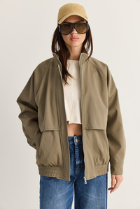 Kadın Oversize Dik Yaka Fermuarlı Lastik Bel Astarlı Kısa Trençkot 2820 60286510 - Haki DIŞ GİYİM modelleri