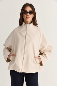 Kadın Oversize Dik Yaka Fermuarlı Reglan Kol A Kesim Kısa Trençkot 2100 60286511 - Bej DIŞ GİYİM modelleri