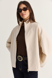 Kadın Oversize Dik Yaka Fermuarlı Reglan Kol A Kesim Kısa Trençkot 2100 60286511 - Bej DIŞ GİYİM modelleri