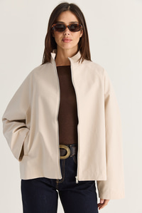 Kadın Oversize Dik Yaka Fermuarlı Reglan Kol A Kesim Kısa Trençkot 2100 60286511 - Bej DIŞ GİYİM modelleri