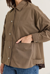 Kadın Paraşüt Kumaş Cep Detaylı Çıtçıtlı Arkası Yırtmaçlı Oversize Gömlek Ceket 7063 60286674 - Haki CEKET modelleri