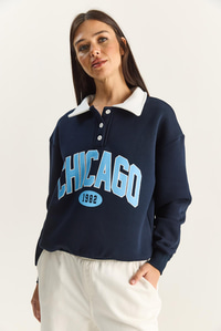 Kadın Polo Yaka Chicago Baskılı Üç İplik Şardonlu Sweatshirt 60601050 - Lacivert SWEATSHİRT modelleri