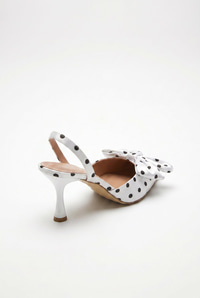 Kadın Puantiye Desenli Fiyonk Detaylı İnce Topuklu Slingback Stiletto 50021010 - Beyaz AYAKKABI modelleri