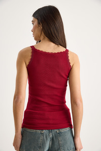 Kadın Regular Fit Normal Kalıp Pamuklu Dantel Detalı Ince Askılı Oyuk Yaka Atlet 60602043 - Bordo
