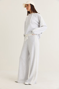 Kadın Şerit Detaylı Kapüşonlu Oversize Sweatshirt Bol Eşofman Altı Takım 4203 60286660 - Gri-Beyaz ALT - ÜST TAKIM modelleri