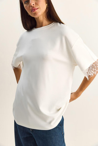 Kadın Sırt Detaylı Dantel Garnili T-Shirt 1073 60286023 - Beyaz T-SHİRT modelleri