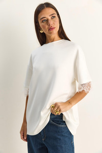 Kadın Sırt Detaylı Dantel Garnili T-Shirt 1073 60286023 - Beyaz T-SHİRT modelleri