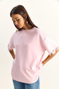 Kadın Sırt Detaylı Dantel Garnili T-Shirt 1073 60286023 - Pembe T-SHİRT modelleri