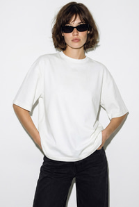 Kadın Sırtı Kalp Dekolteli Oversize Modal T-Shirt 1113 60286328 - Beyaz-Siyah T-SHİRT modelleri