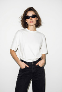 Kadın Sırtı Kalp Dekolteli Oversize Modal T-Shirt 1113 60286328 - Beyaz-Siyah T-SHİRT modelleri
