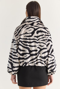 Kadın Süet Zebra Desenli Dik Yaka Astarlı Cep Detaylı Lastik Bel Bomber Ceket 5543 60286754 - Ekru-Siyah CEKET modelleri